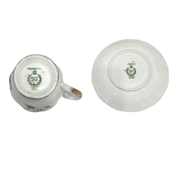 QUEEN ANNE MAGNOLIA BONE CHINA SET OF 5 CUPS & SAUCERS & 1 CREAMER WITH SAUCER - Picture 13 of 16